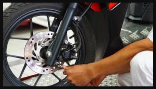 How To Fix Problems With Front And Rear Disc Brakes 
